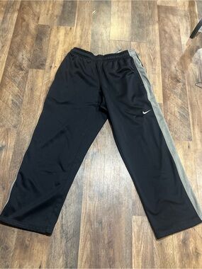 Nike Men’s Black Athletic Track Pants with Gray Side Stripe